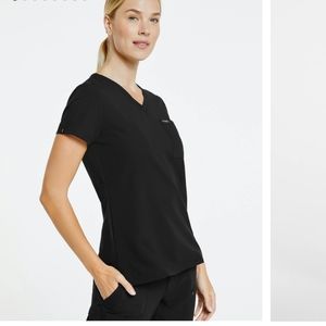 Jaanuu 3 Pocket V Neck Scrub Top